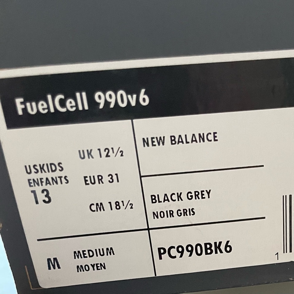 New Balance 990v6 Black and Grey Shoes - Picture 3 of 8